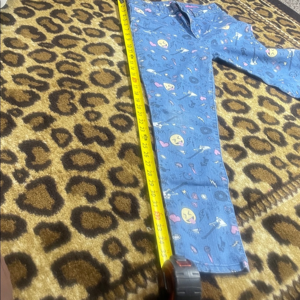 Children’s Place darling emoji jeans - Picture 8 of 8